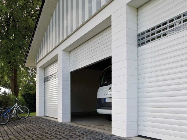 Portes de Garage > Porte de garage enroulable