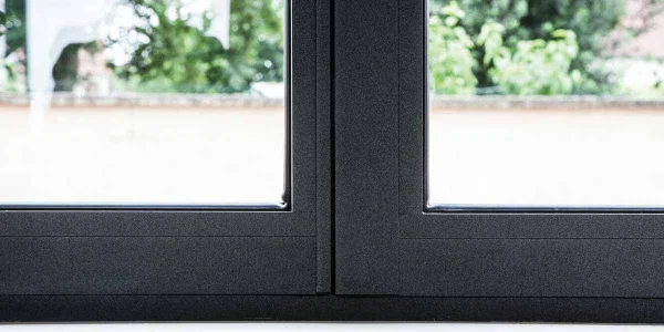 Un projet de fenêtre aluminium sur-mesure près de Montpellier ? Contactez-nous !