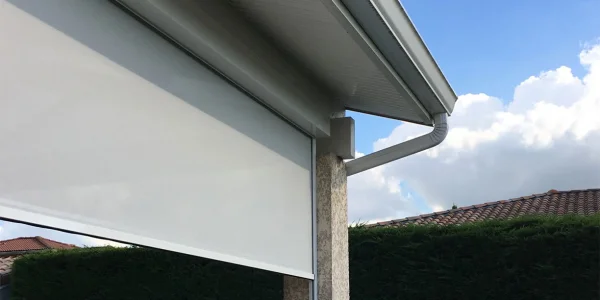 Si vous cherchez une protection verticale pour vos vitrages ?