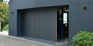 La porte de garage latérale Carsec Pro
