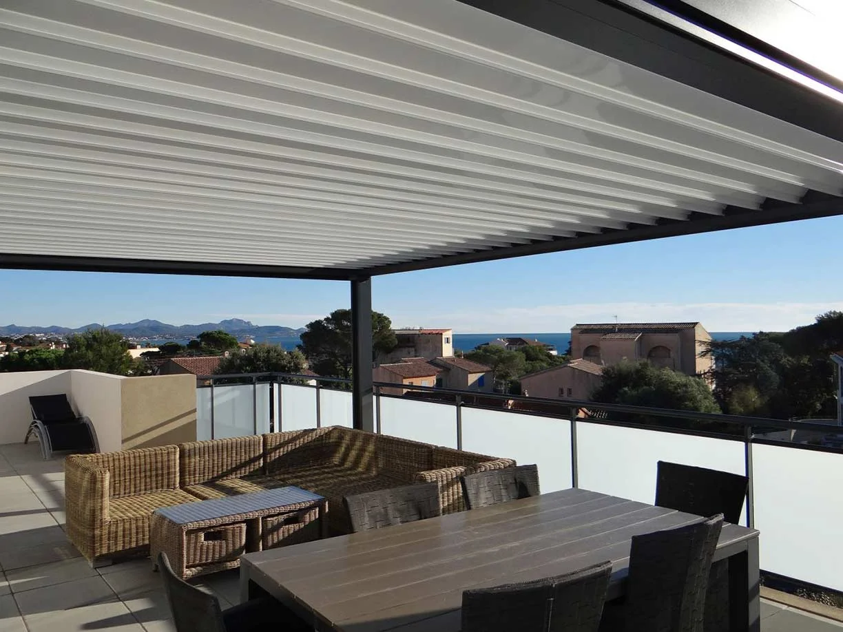 pergola-bioclimatique-01