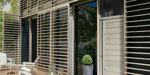 La gamme des portes d'entrée en bois