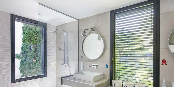 Fenêtres aluminium sur mesure (coulissante ou ouverture à la française)