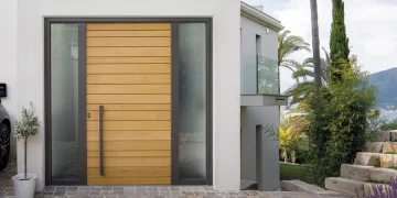 Une porte bois contemporaine au charme naturel