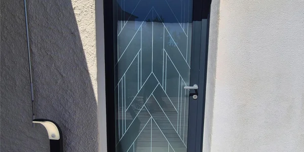 Une nouvelle porte d’entrée change le style de votre maison