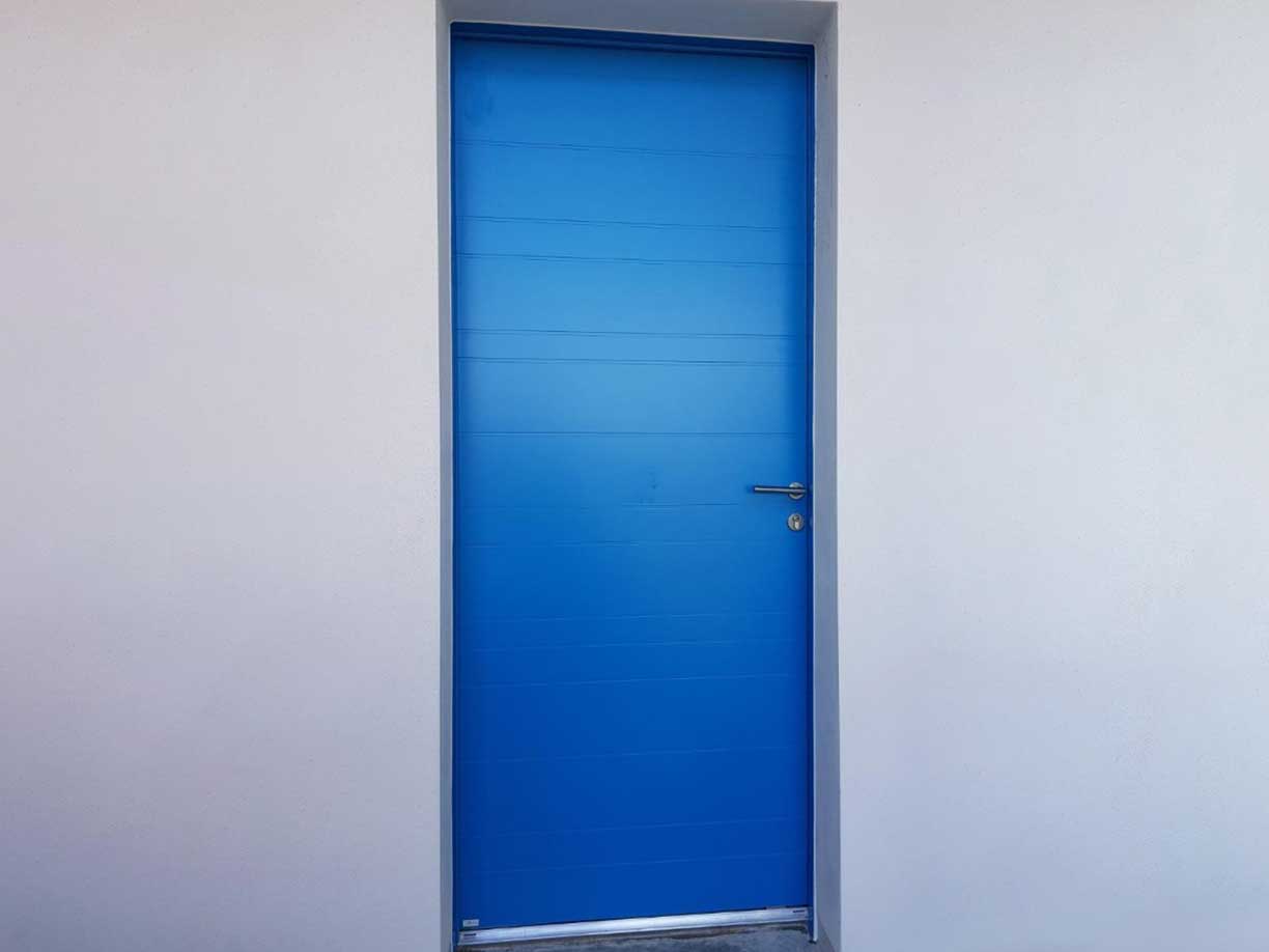 Portes d’entrée > Porte de service
